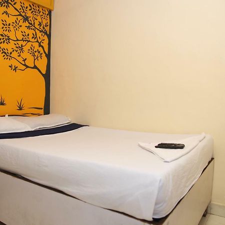 孟买 Omega Residency酒店 外观 照片